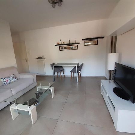 روكوبرُن كاب مارتي Joli Appartement Entre Menton Et Monaco المظهر الخارجي الصورة